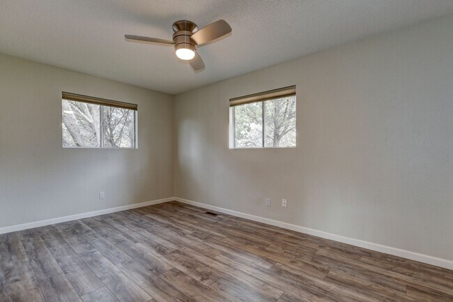 Building Photo - Beautiful Home for Rent in Prescott!