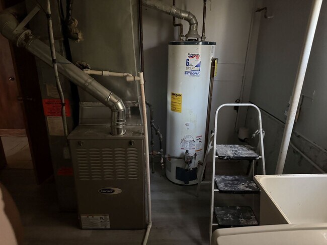 Building Photo - 18019 Ravisloe Terrace