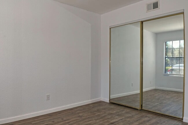 Building Photo - Nice 2 bedroom 1 bath condo at Lakewood Park in Altamonte Springs