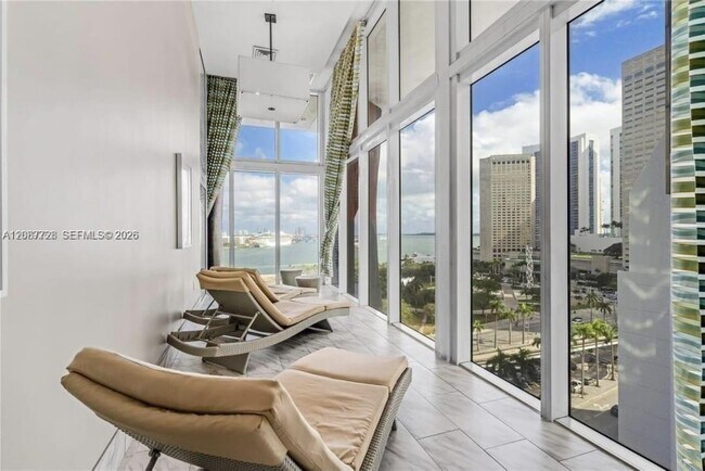 Building Photo - 50 Biscayne Blvd
