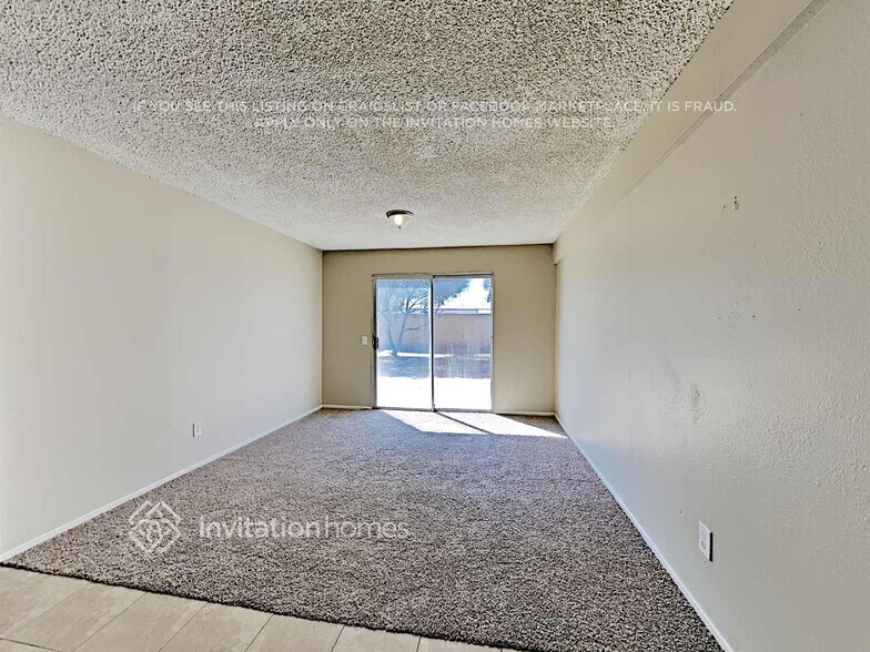 Building Photo - 25079 Dana Ln