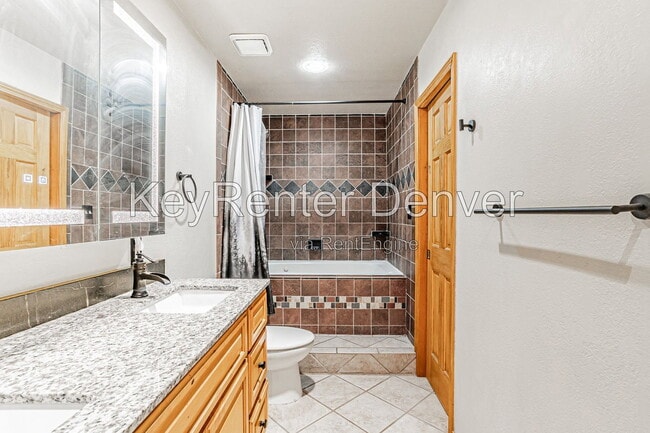 Building Photo - 4423 S Elati St