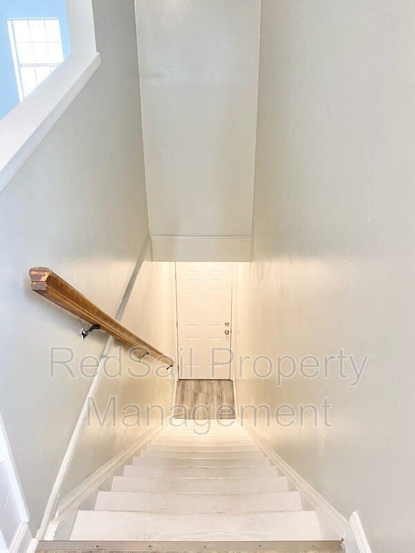 Building Photo - 1240 24th St