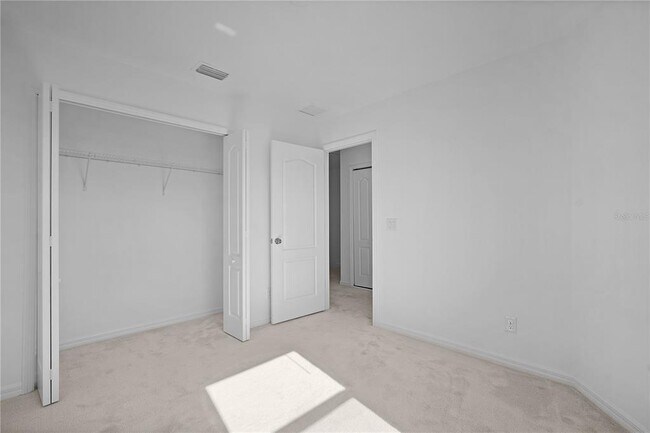 Building Photo - 110 Claire Ln