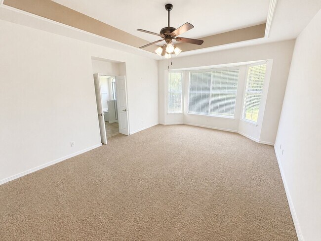 Building Photo - 297 Eagle Bend Way