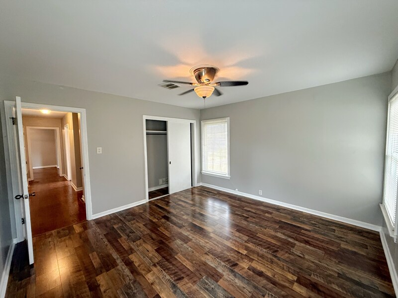 Building Photo - 419 Westhill Pl