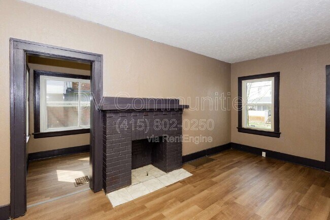 Building Photo - 243 Wildwood Ave