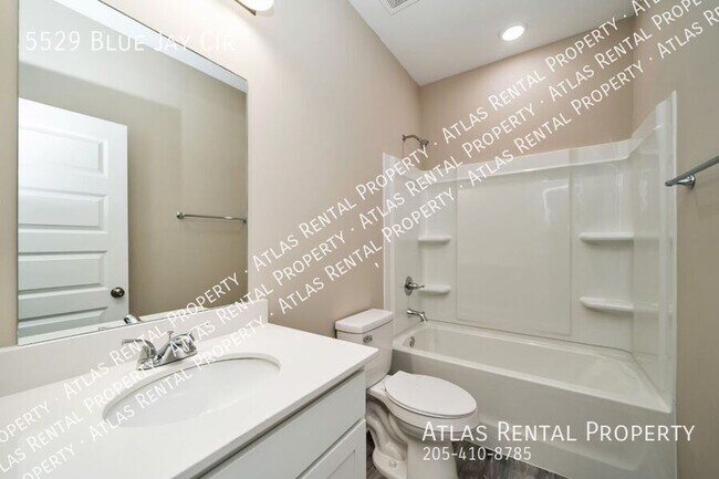 Building Photo - 5529 Blue Jay Cir