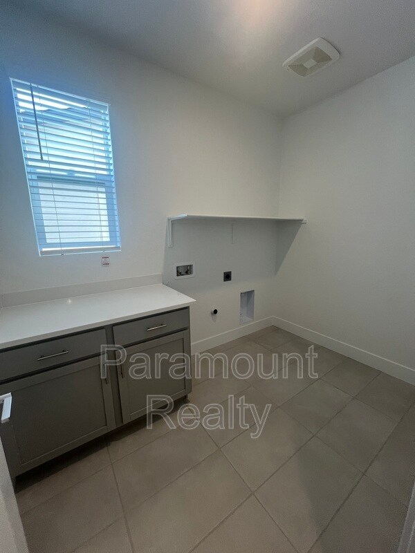 Building Photo - 3310 Tibidabo St