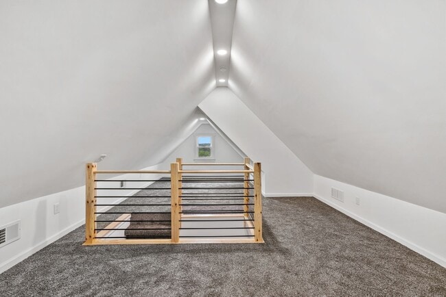 Building Photo - Beautiful Fully Renovated 3 Bedroom Home In Swissvale.  Available Immediately.