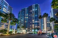 Building Photo - 13650 Marina Pointe Dr