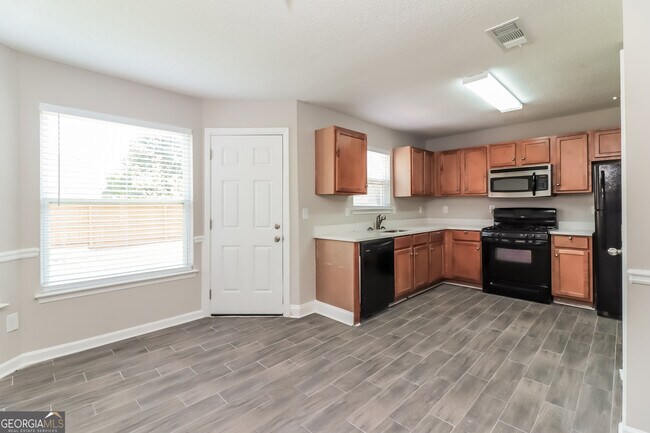 Building Photo - 4026 Shaded Oasis Ln