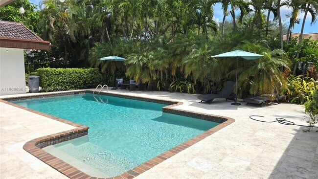 Building Photo - 15305 SW 74th Ct