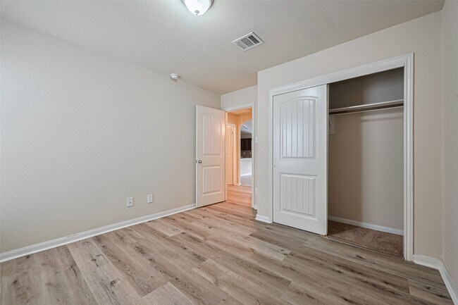 Building Photo - 5506 Casa Martin Dr