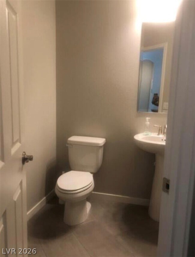 Building Photo - 1126 Bradley Bay Ave