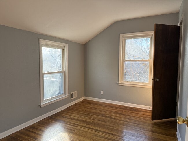 Building Photo - 1117 Clymena St