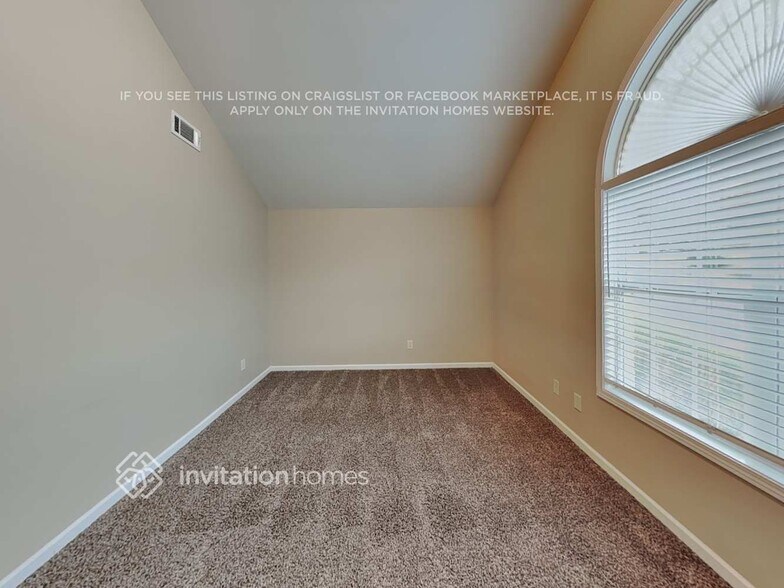 Building Photo - 3667 Vine Springs Ter