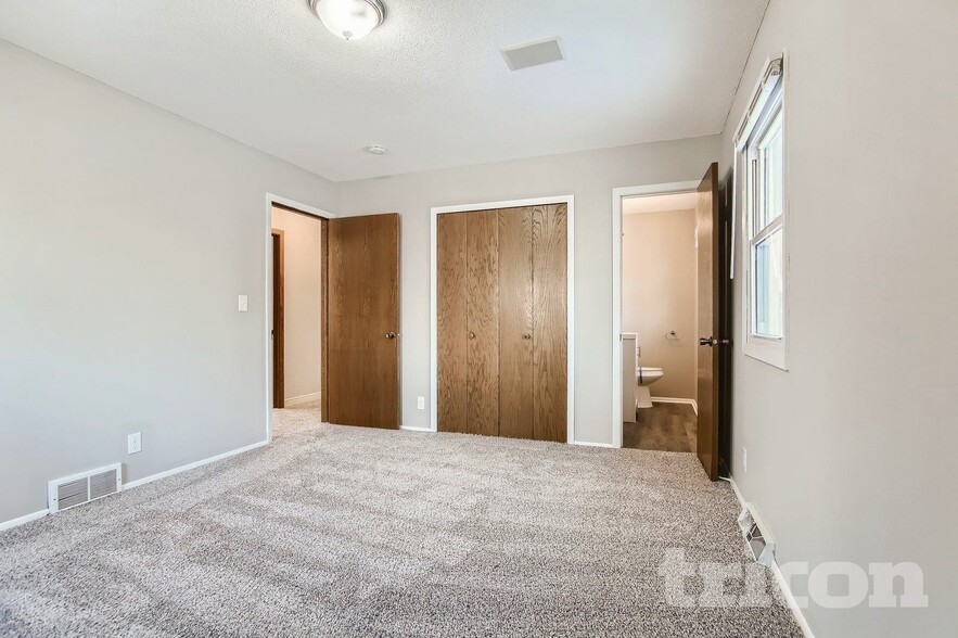 Building Photo - 8407 Lower 208th St W