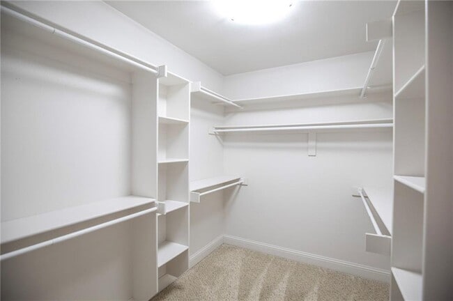 Building Photo - 3214 SW Stonepoint Ave