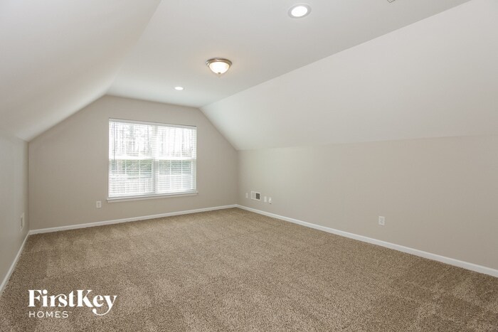 Building Photo - 2807 Cougar Hill Ct