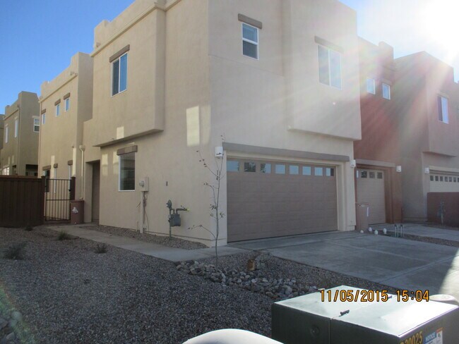 Building Photo - 14 Carson Valley Way