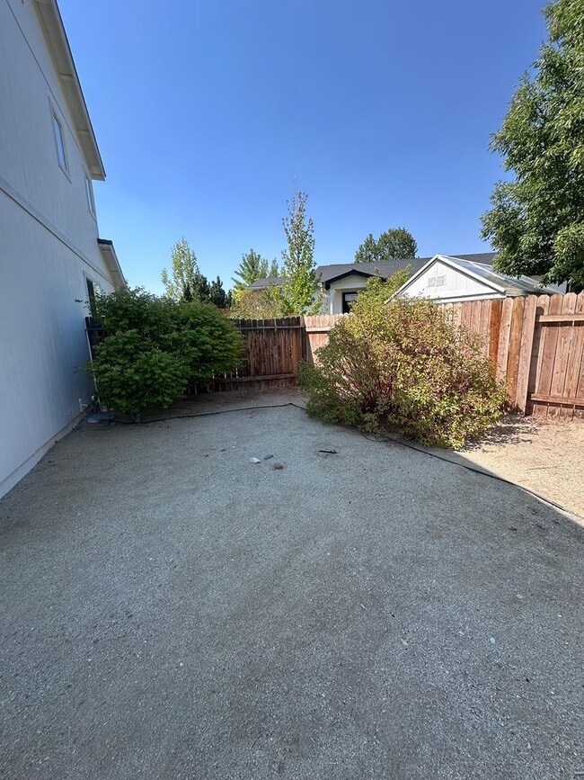 Building Photo - 3 Bedroom House in Cul-de-Sac in Northwest...