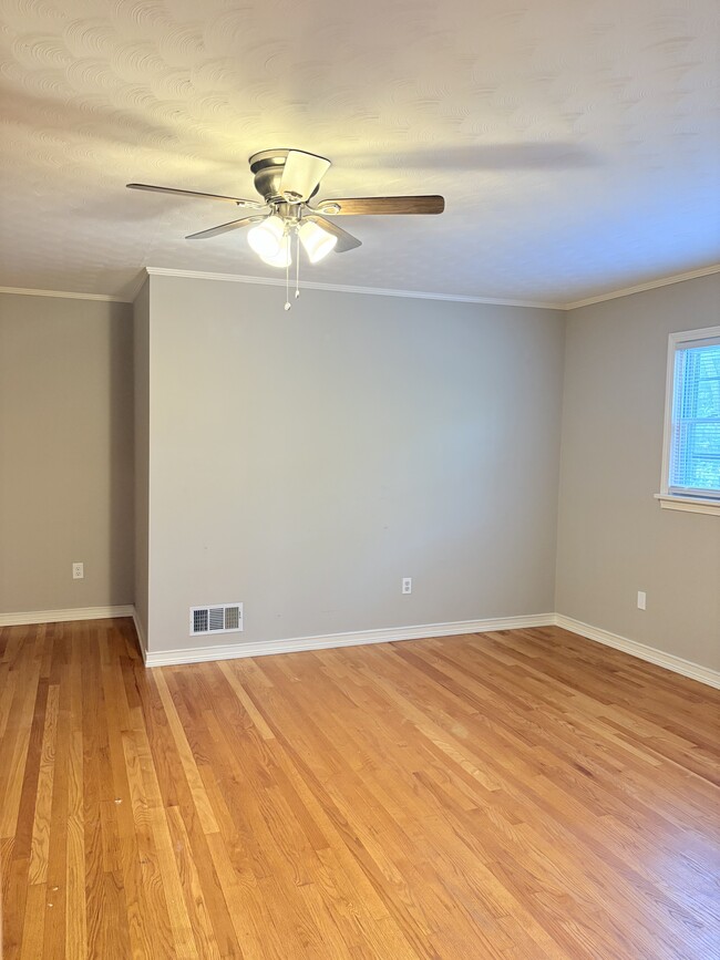 Building Photo - 2729 Utah Dr