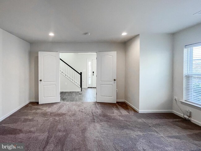 Building Photo - 15501 Newtonmore Ln