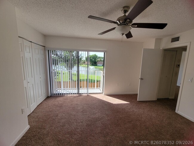 Building Photo - 588 Green Springs Pl