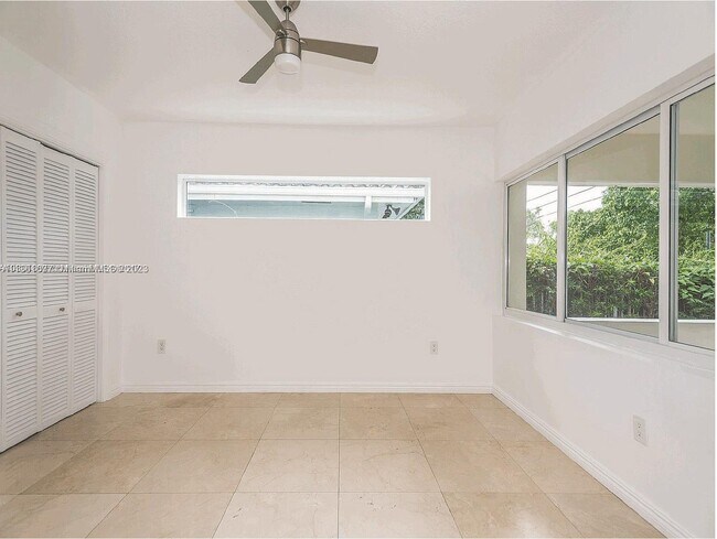 Building Photo - 4000 Alhambra Cir