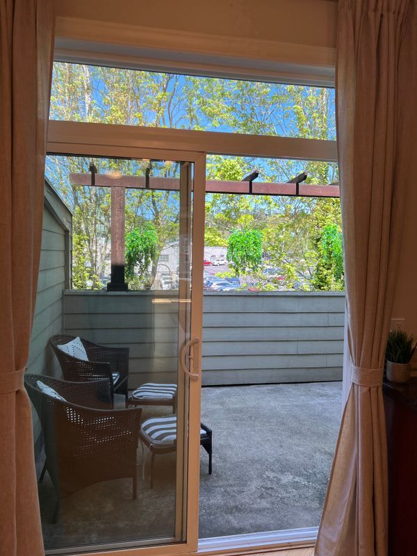 Building Photo - 9041 SW Rystadt Ln