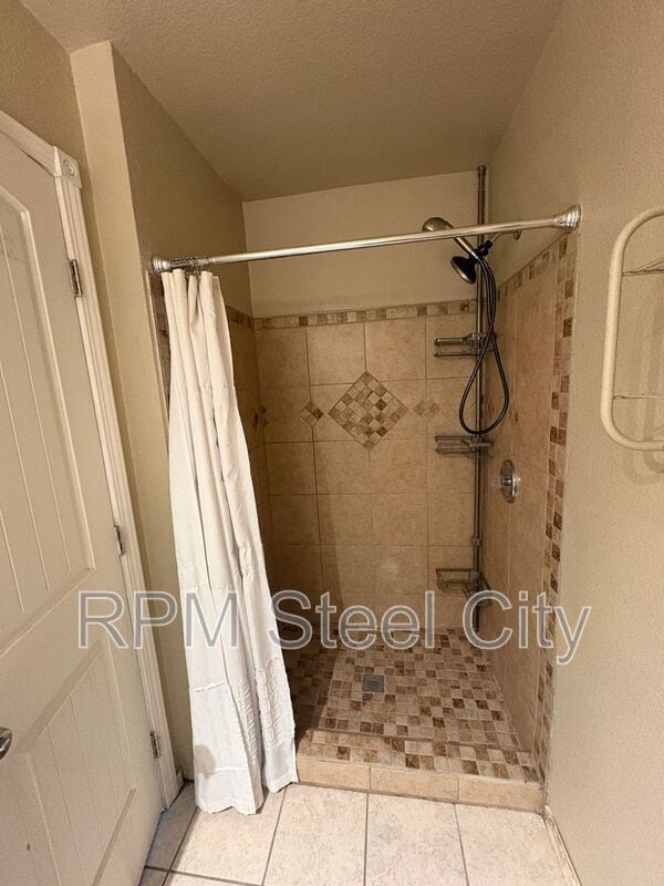 Building Photo - 1926 E 15th St