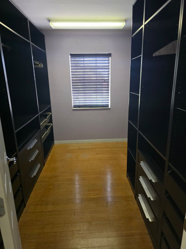 Building Photo - 2540 Sutherland Ct