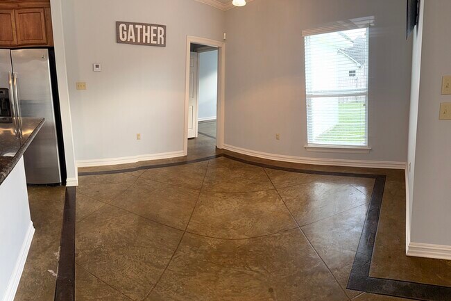 Building Photo - 17281 Paddock Cir