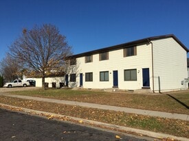 Building Photo - 909 13th Ave S