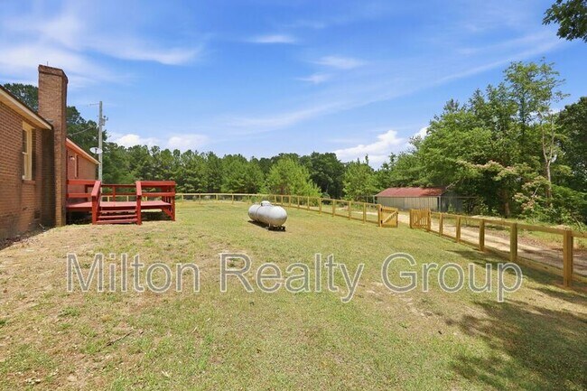 Building Photo - 763 Tingen Rd