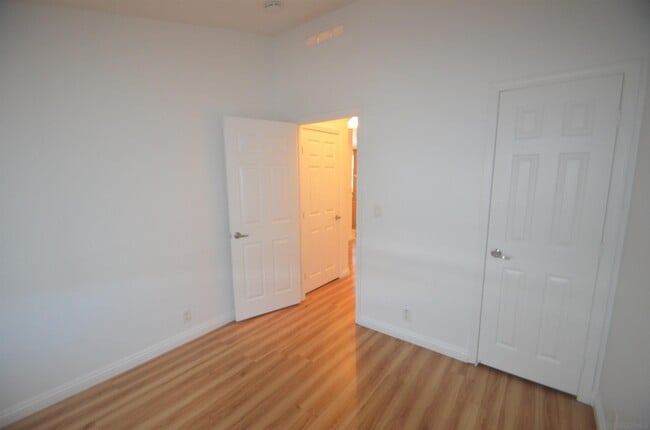 Building Photo - 3836 43rd St