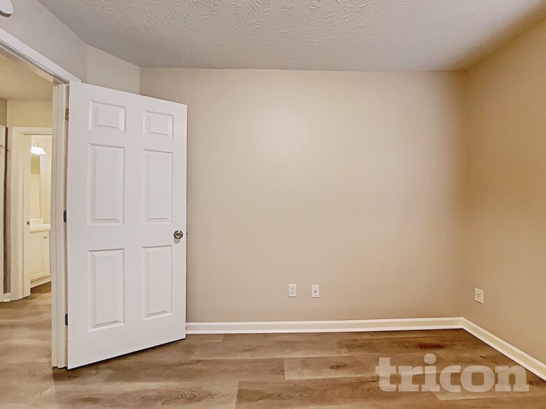Building Photo - 129 Garden Walk