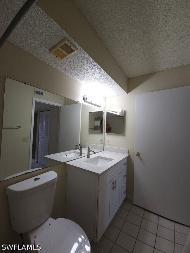 Building Photo - 13631 Eagle Ridge Dr