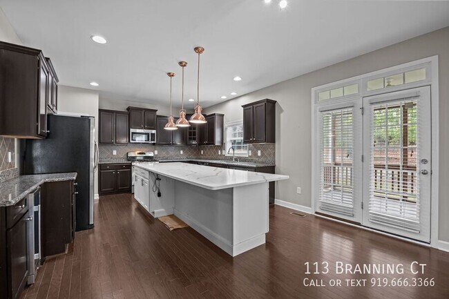 Building Photo - 113 Branning Ct