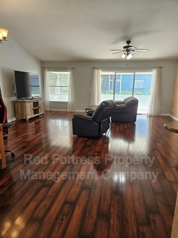 Building Photo - 12290 Eagle Pointe Cir