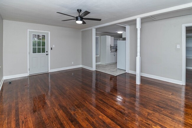 Building Photo - 3 BR | 1 BA Brick Home in Goldsboro *less than 2 miles from SJAFB!