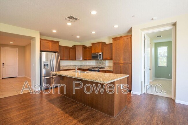 Building Photo - 7048 Greenford Way