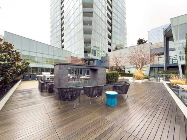 Building Photo - 1bd/1.5ba Bellevue Condo