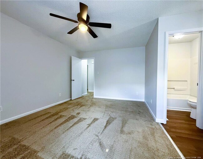 Building Photo - 6868 Candlewood Dr