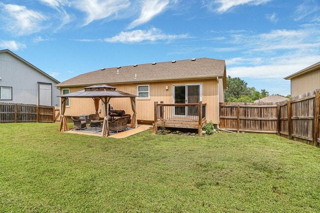 Building Photo - Gorgeous Family home for Rent!