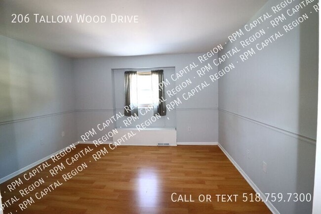 Building Photo - 206 Tallow Wood Dr