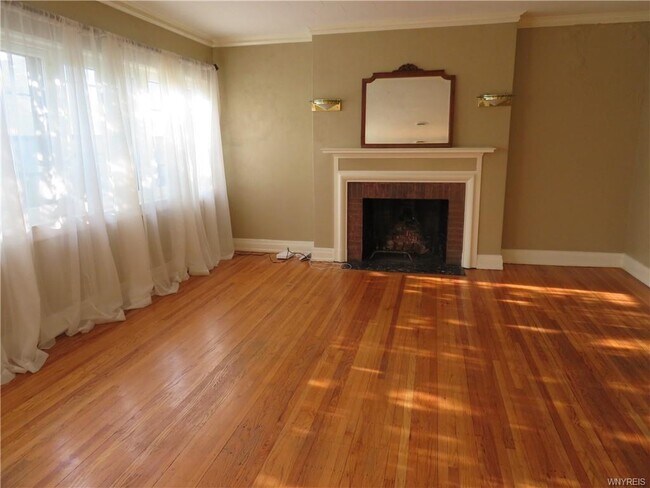 Building Photo - 125 Elmwood Ave