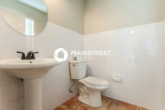 Building Photo - 3 Bedroom Pet-Friendly Home in NORTH PORT, FL with Main Street Renewal