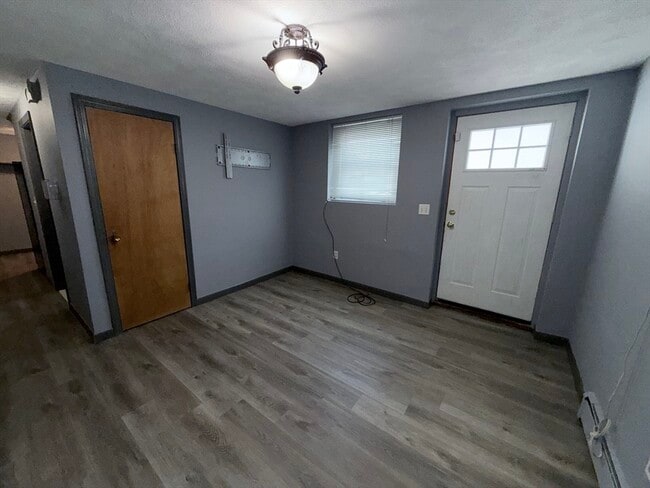 Building Photo - 43 Haith St